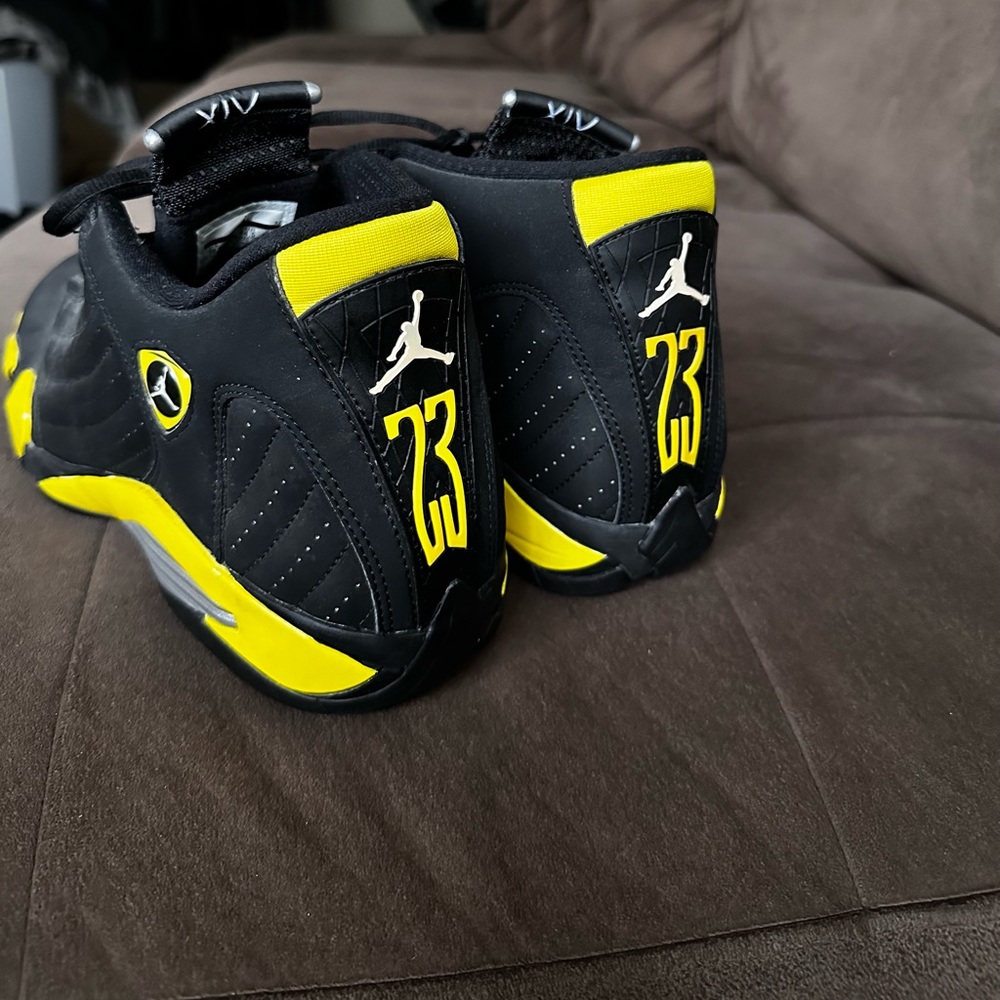Jordan retro 14 thunder (2014)